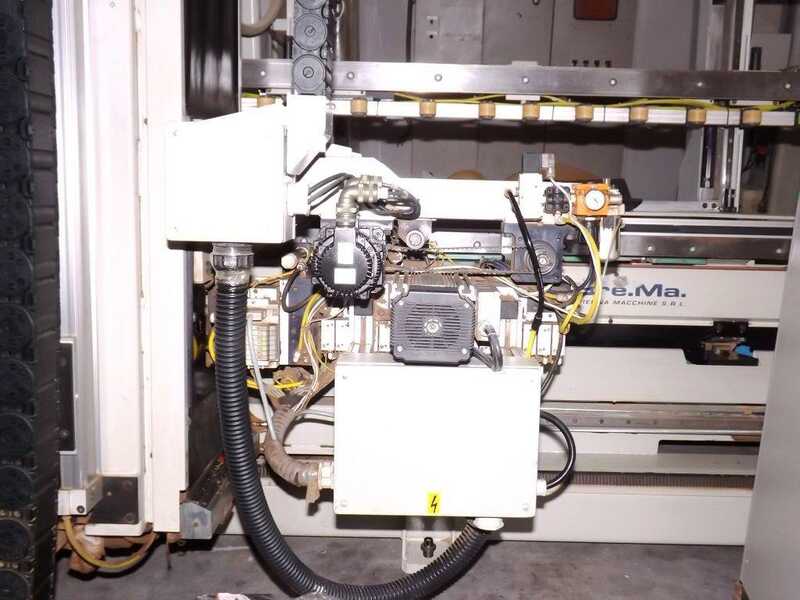 Brema Vertikales CNC-Bearbeitungszentrum - gebraucht ARKIA (6)