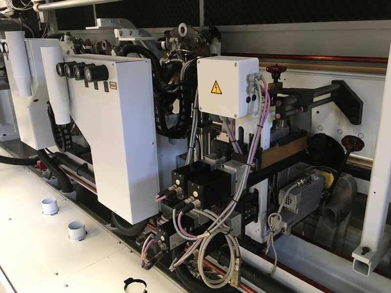 Homag doppelseitiger Kantenbearbeitungsautomat - gebraucht KF 20 (15)