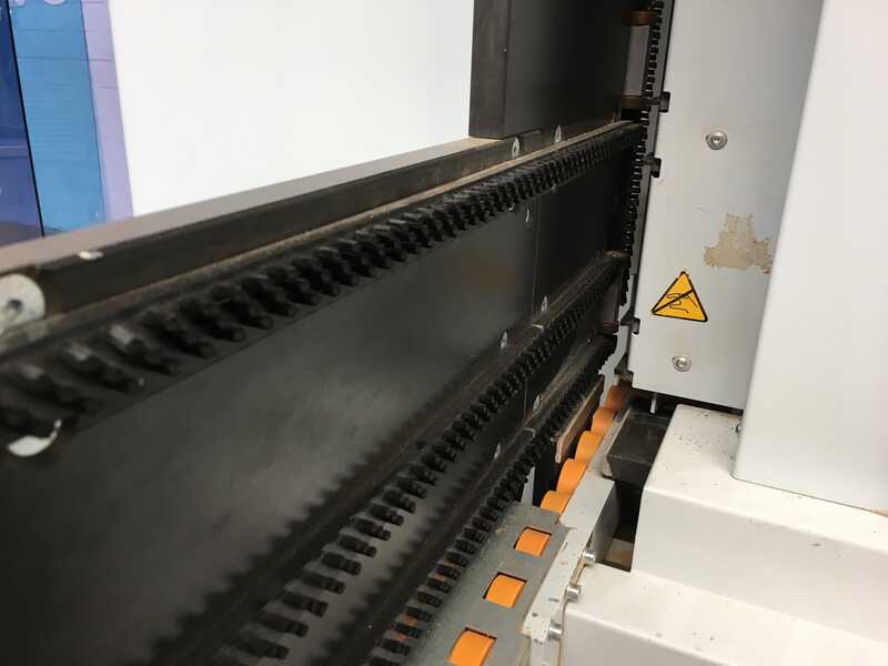 Weeke Vertikales CNC-Bearbeitungszentrum - gebraucht Optimal BHX 055 (3)
