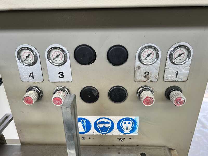Makor Leistenspritzmaschine - gebraucht CSP4 (17)