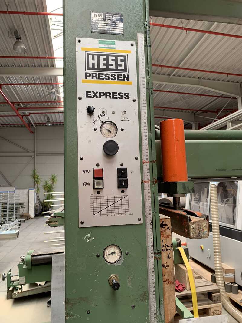 Hess Stationäre Korpuspresse - gebraucht EXPRESS (2)