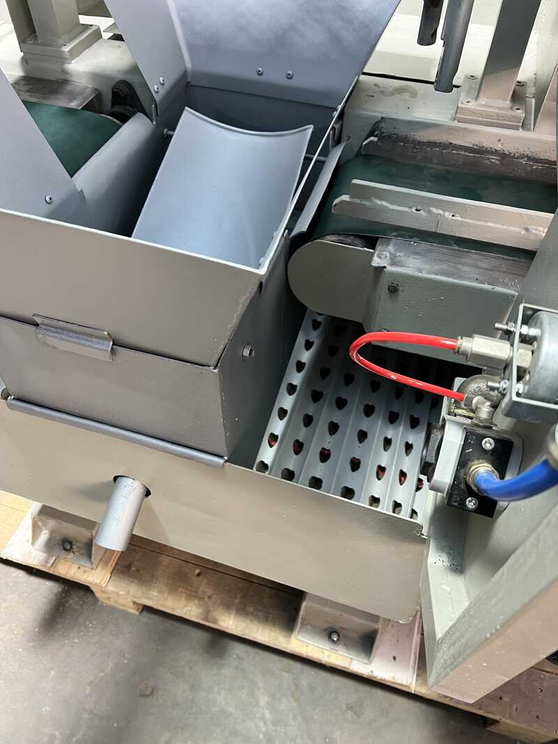 Falcioni Leistenspritzmaschine / Lackierautomat - gebraucht FM 81 (6)