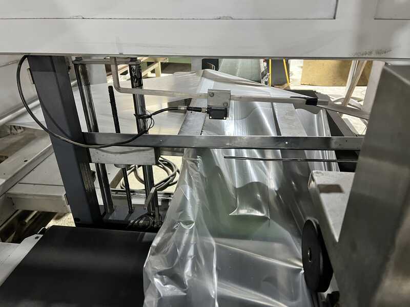 IFP Packaging Schrumpffolien-Verpackungsmaschine für Profilholz und Parkett - gebraucht (17)