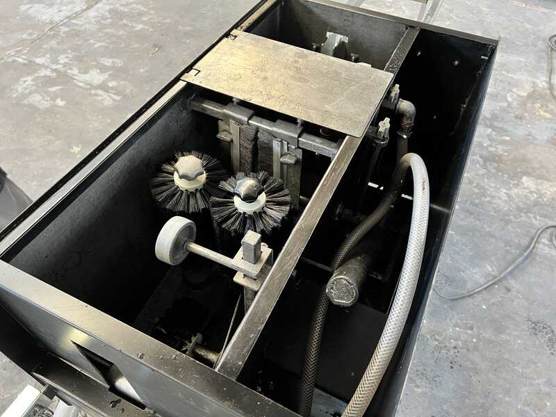Ceetec Streichmaschine / Lackiermaschine mit Bürstenvertreibung - gebraucht P 40 (4)