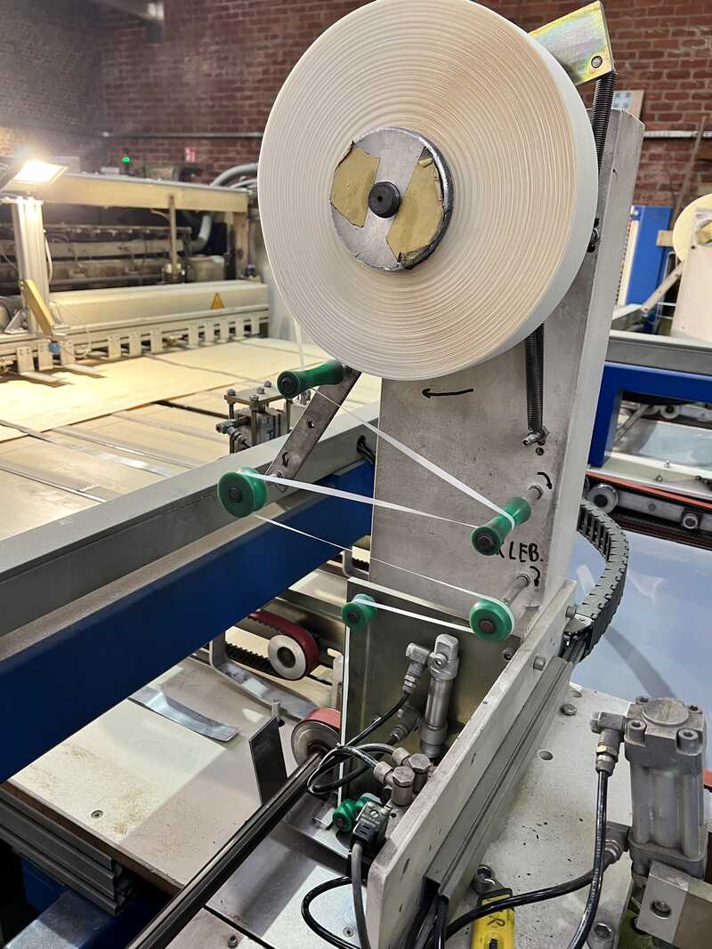 Fisher + Rückle Querfurnier-Zusammensetzmaschine / Furnierzusammensetzmaschine im Querdurchlauf - gebraucht Delta FZX 28 Delta + RVP / BS (11)