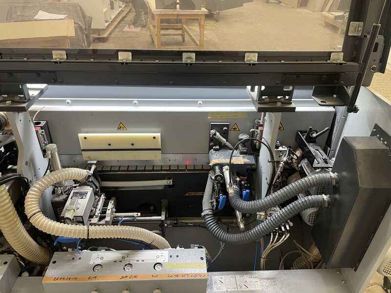 Felder / Format 4 Einseitige Kantenanleimmaschine - gebraucht Tempora 45.03 L (4)