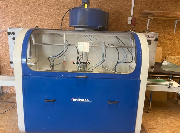Uniwood Leistenspritzmaschine - gebraucht SMP 420 main picture