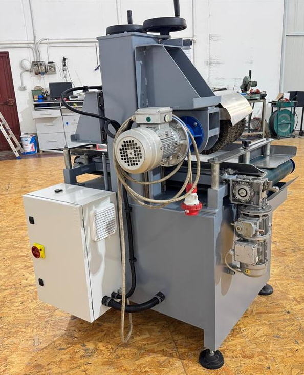 Sarmax Kompakte Vertreibermaschine / Poliermaschine - gebraucht (6)