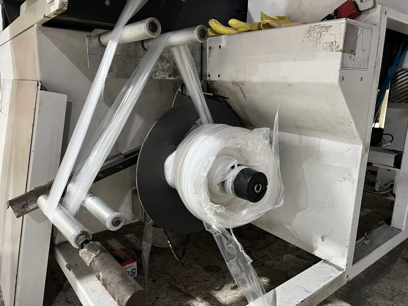 IFP Packaging Schrumpffolien-Verpackungsmaschine für Profilholz und Parkett - gebraucht (18)