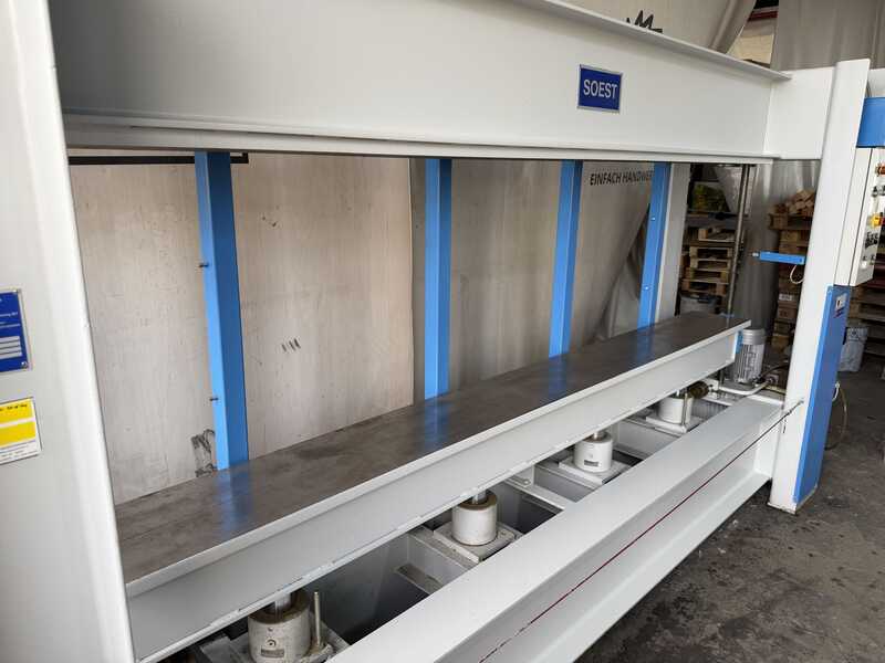 Soest Blockpresse / Stationäre Presse für Mehrschichtparkett - gebraucht T-80 (11)