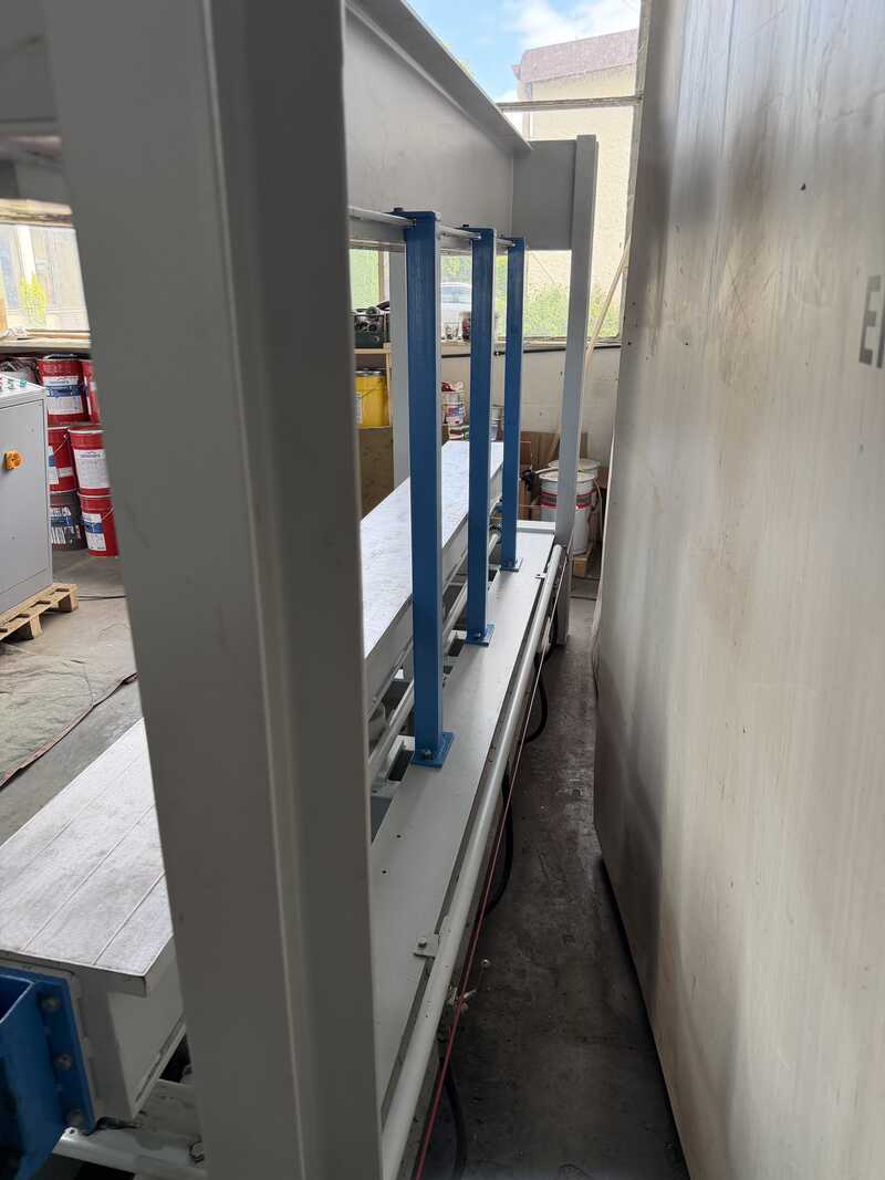 Soest Blockpresse / Stationäre Presse für Mehrschichtparkett - gebraucht T-80 (12)