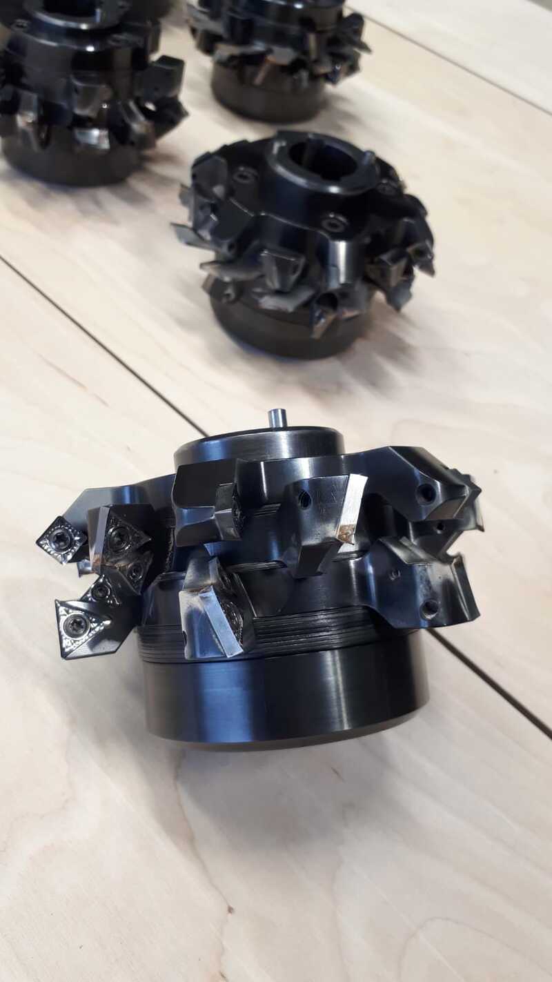 Marinus Querprofiliermaschine / Endprofilierung - gebraucht Powermax Endmatcher 300 (12)