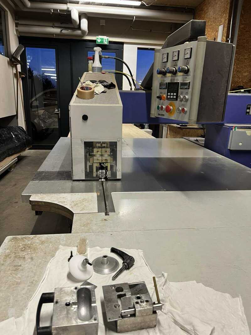 Fisher + Rückle Längs-Furnierzusammensetzmaschine - gebraucht Omnimaster 1200 (1)