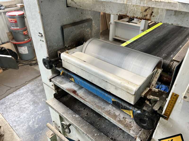 Soest Verleimanlage für Mehrschichtparkett - gebraucht DRM 2 1 400 + T 80 (3)